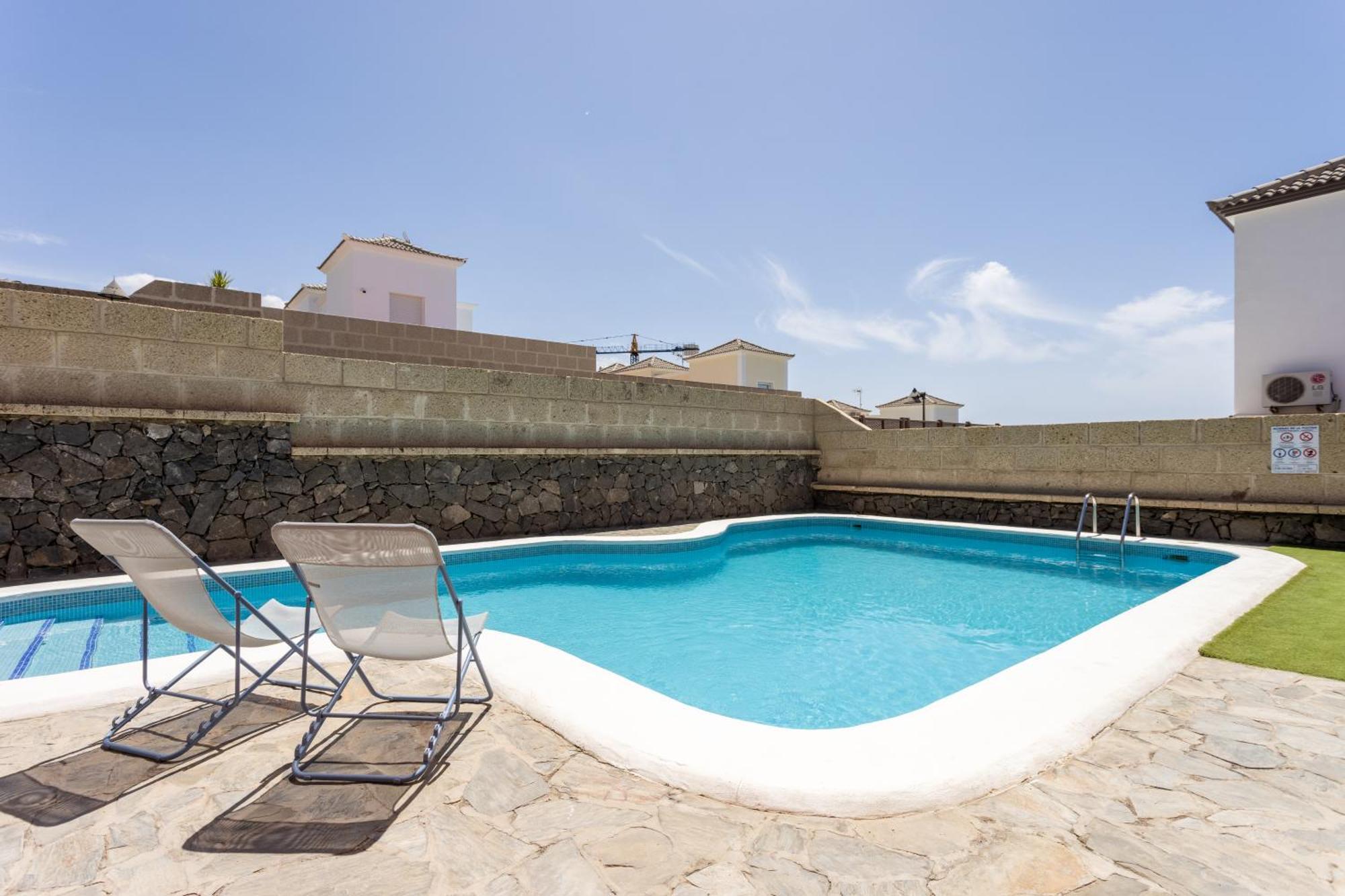 Villa Chloe Costa Adeje Tenerifesummervillas Giant Private Pool 11 Meters Long Costa Adeje (Tenerife) Exterior foto