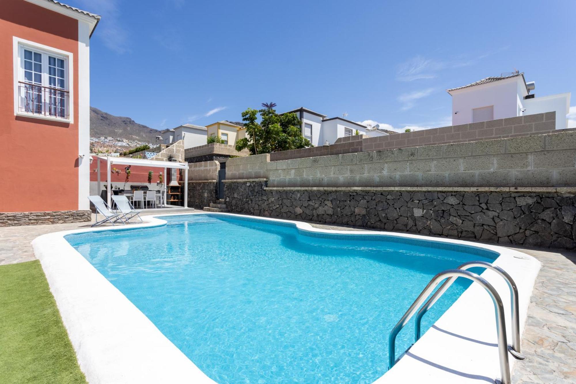 Villa Chloe Costa Adeje Tenerifesummervillas Giant Private Pool 11 Meters Long Costa Adeje (Tenerife) Exterior foto